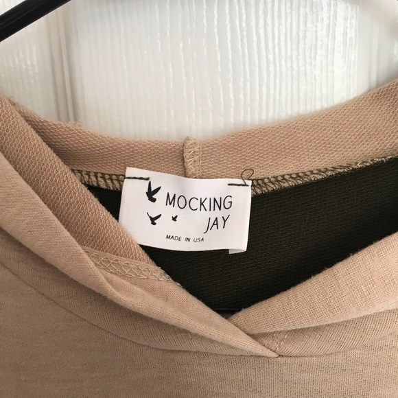 Color Block Lightweight Hoodie - Picture 3 of 3